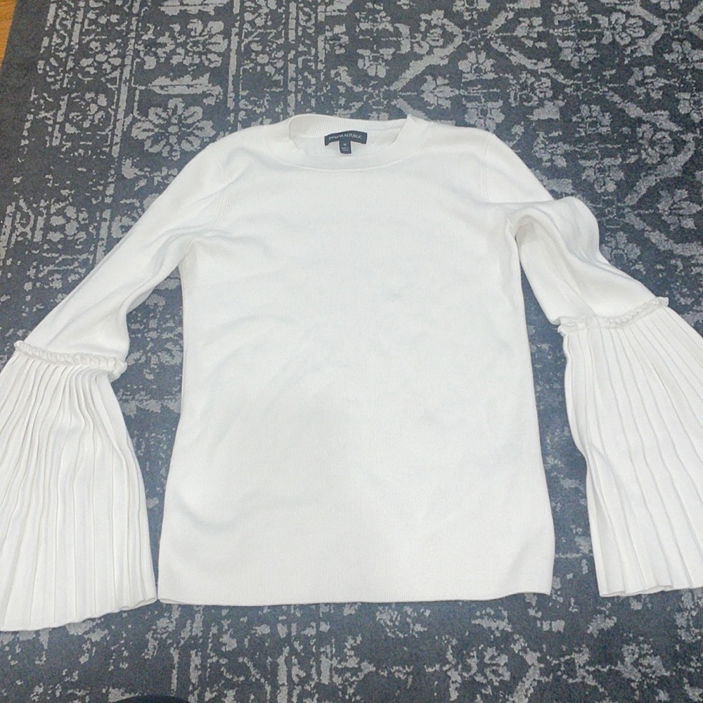 Banana Republic White Pleated Bell Sleeve Sweater